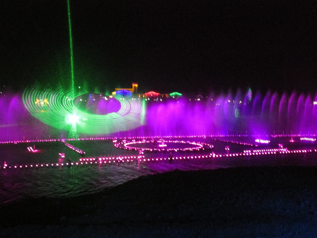 Colorful RGB Outdoor Laser Light Show With Laser Water Screen Projector supplier